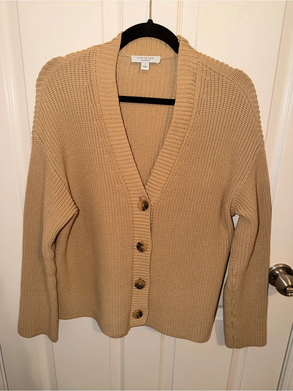 Ann Taylor Beige/Tan Ribbed Button-Front Cardigan